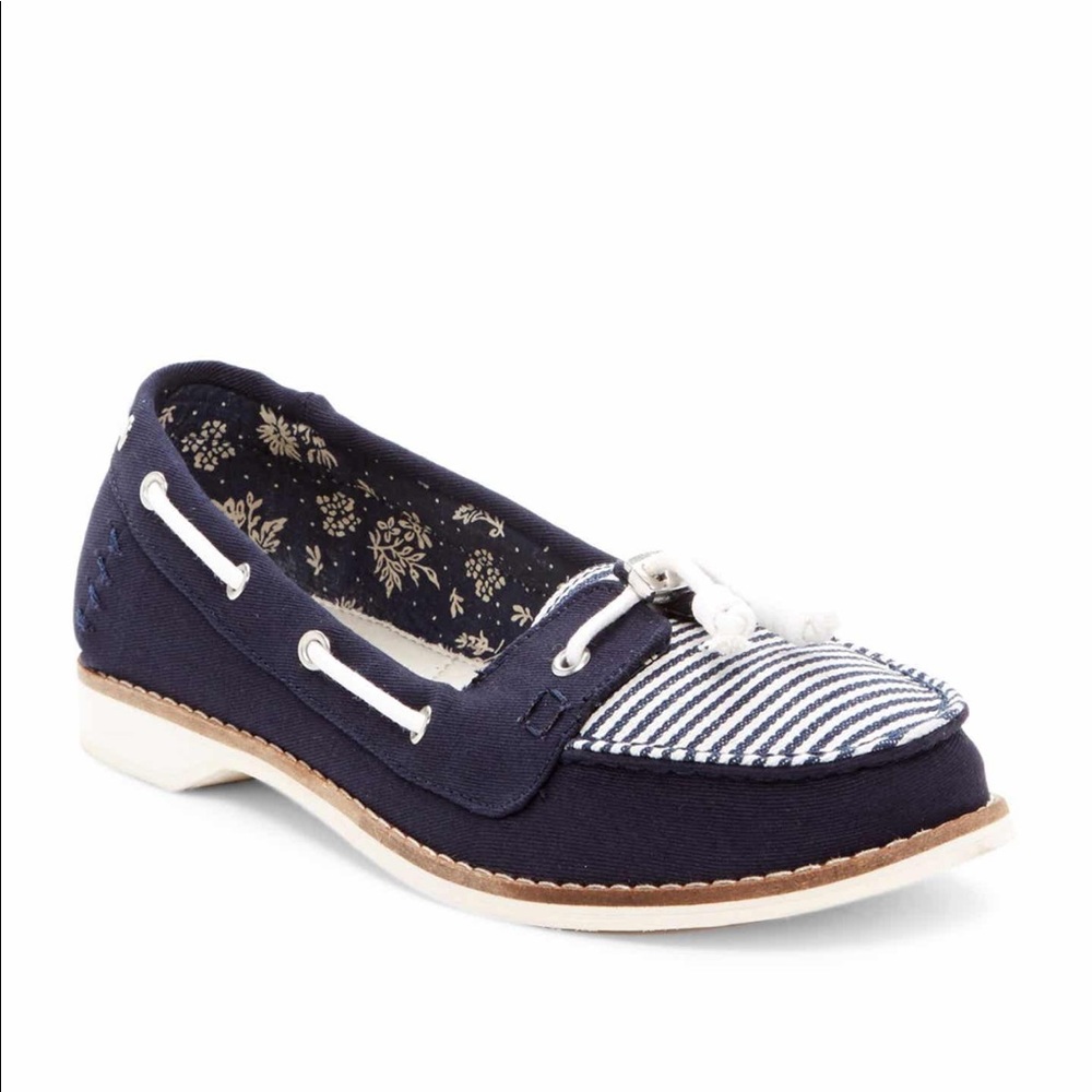 Toms Quincy Slip Ons